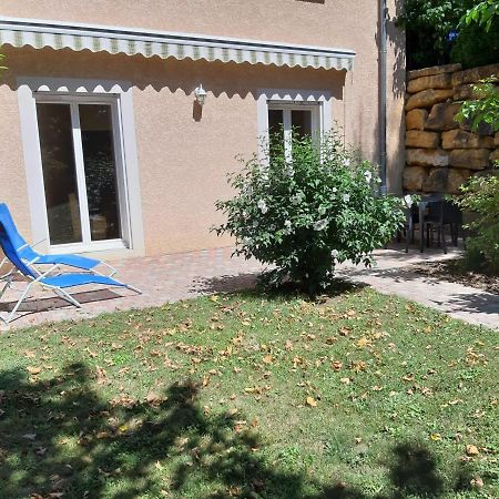 Appartement Dans Propriete Calme En Pleine Nature Charbonnières-les-Bains Exteriör bild